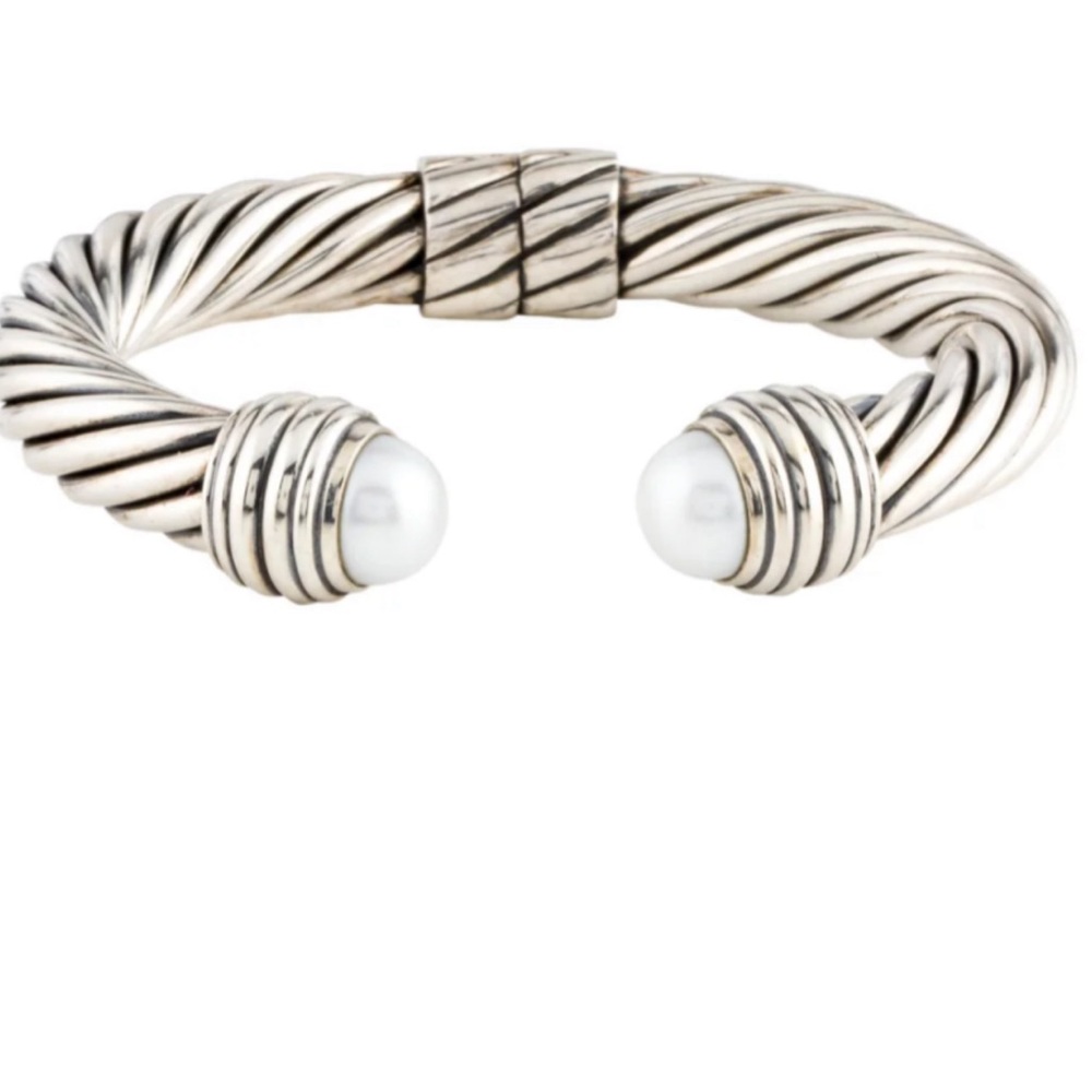 A David Yurman icon, Cable Classics Hinged Bracelet the Renaissance®